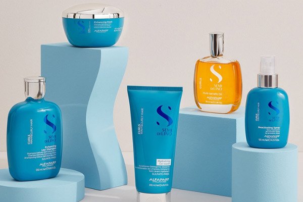 Semi di Lino – сияйна грижа <br>за косата, вдъхновена от природата.